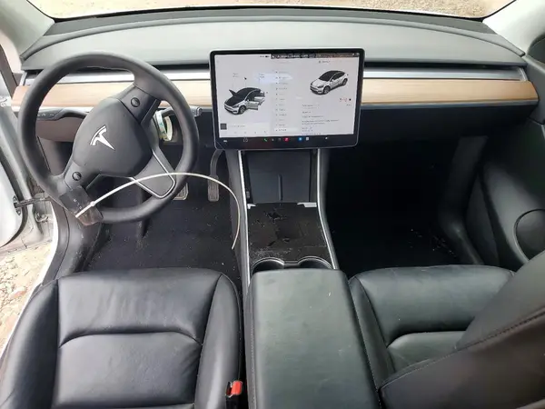 5YJYGDED4MF105505 2021 TESLA MODEL Y - Image 8