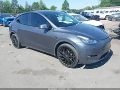 5YJYGDED4MF106198 2021 TESLA MODEL Y