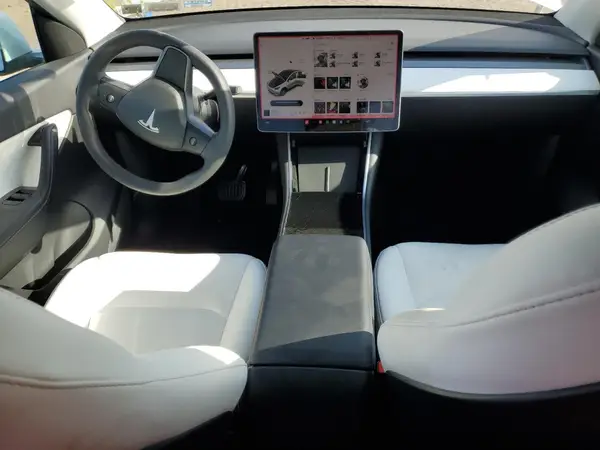 5YJYGDED4MF107030 2021 TESLA MODEL Y - Image 8