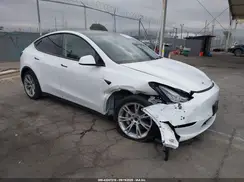 5YJYGDED4MF110705 2021 TESLA MODEL Y