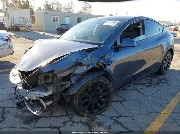 5YJYGDED4MF112762 2021 TESLA MODEL Y - Image 2