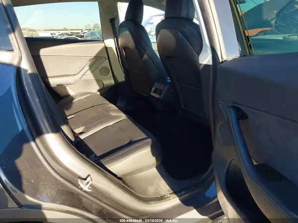 5YJYGDED4MF112762 2021 TESLA MODEL Y - Image 8