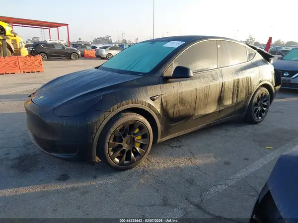 5YJYGDED4MF123194 2021 TESLA MODEL Y - Image 2