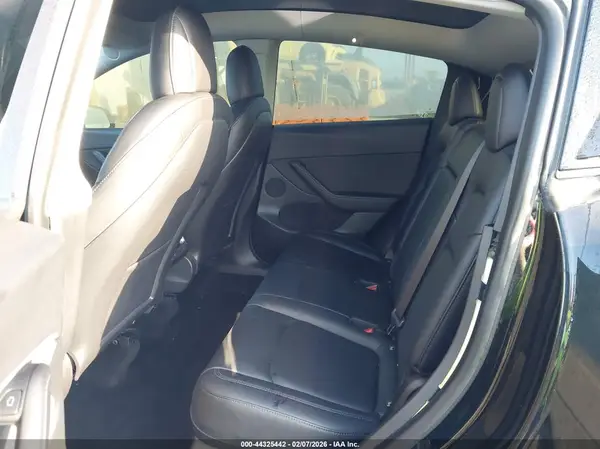 5YJYGDED4MF123194 2021 TESLA MODEL Y - Image 8