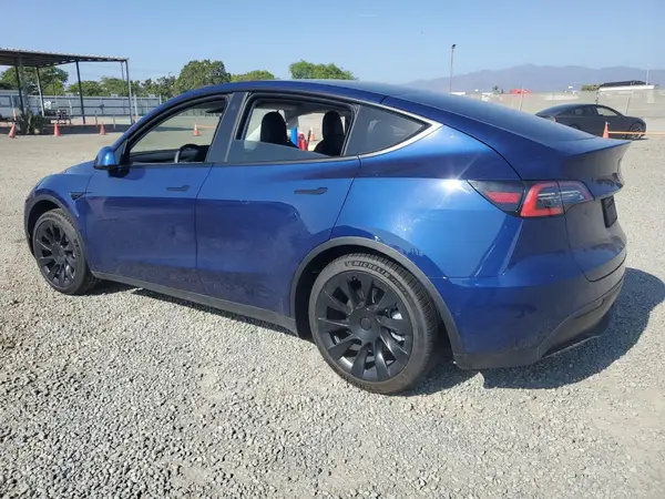 5YJYGDED4MF124264 2021 TESLA MODEL Y - Image 2