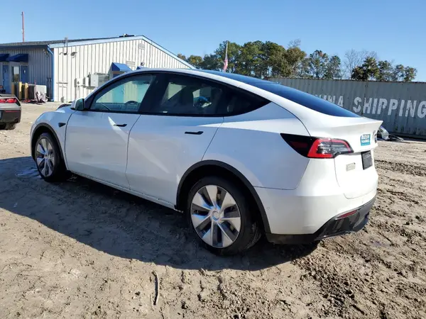 5YJYGDED5MF104976 2021 TESLA MODEL Y - Image 2