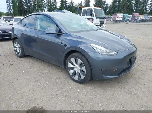 5YJYGDED5MF109384 2021 TESLA MODEL Y - Image 1