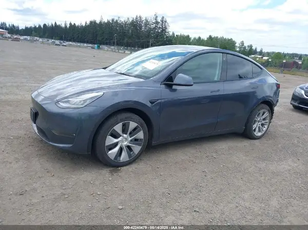 5YJYGDED5MF109384 2021 TESLA MODEL Y - Image 2