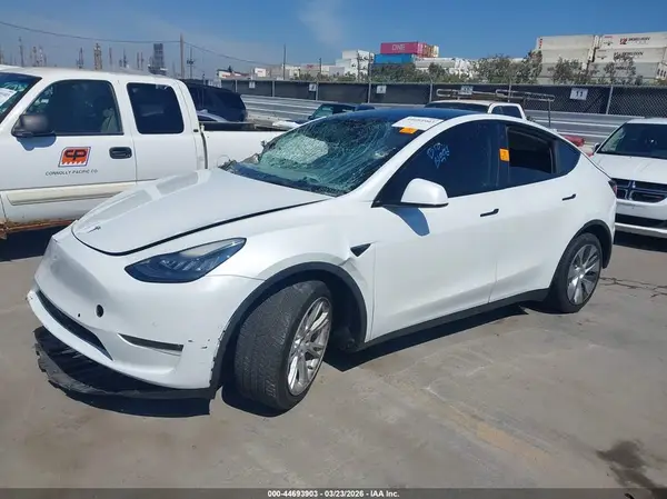 5YJYGDED5MF113984 2021 TESLA MODEL Y - Image 2
