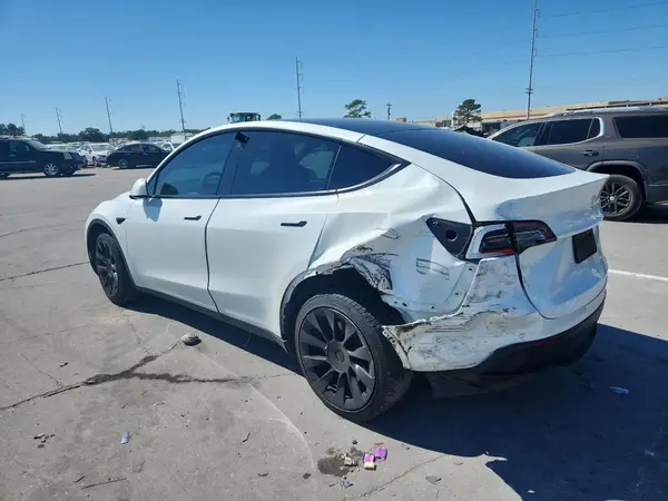 5YJYGDED5MF121437 2021 TESLA MODEL Y - Image 2