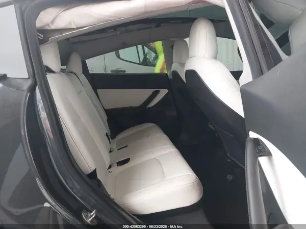 5YJYGDED6MF103805 2021 TESLA MODEL Y - Image 8