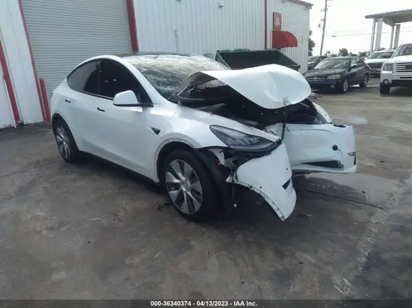 5YJYGDED6MF105537 2021 TESLA MODEL Y - Image 1