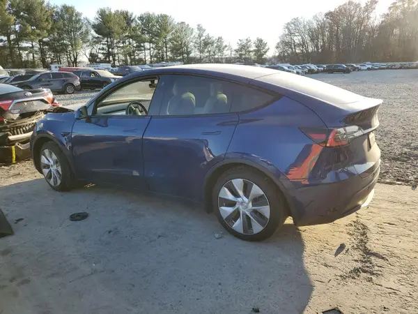5YJYGDED6MF106400 2021 TESLA MODEL Y - Image 2
