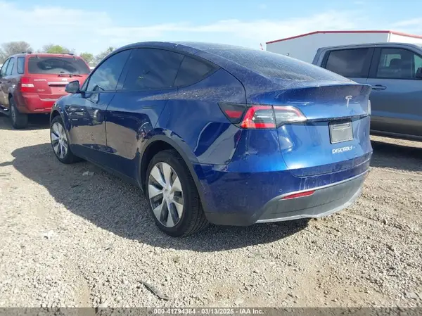 2021 TESLA MODEL Y IAAI lot 41794384 auction photo 3