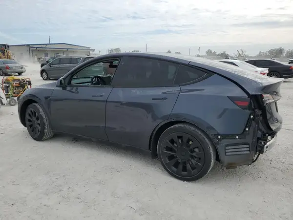 5YJYGDED6MF108938 2021 TESLA MODEL Y - Image 2