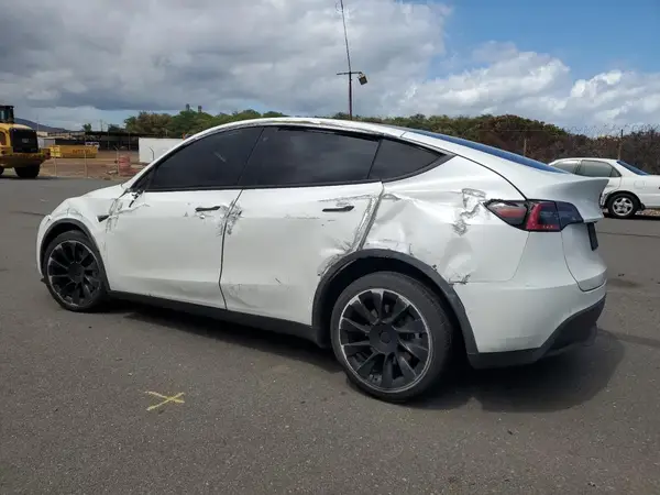 5YJYGDED6MF110186 2021 TESLA MODEL Y - Image 2