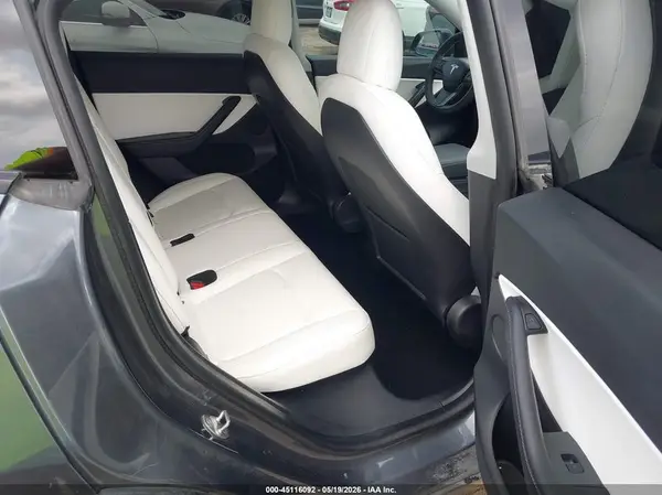 5YJYGDED6MF123312 2021 TESLA MODEL Y - Image 8