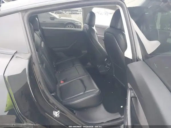 5YJYGDED6MF163096 2021 TESLA MODEL Y - Image 8