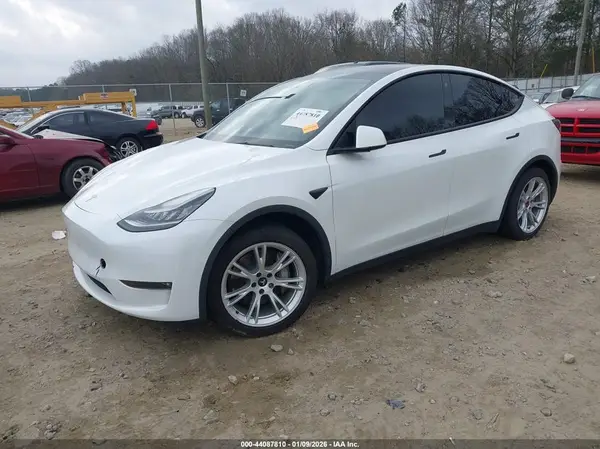 5YJYGDED7MF103408 2021 TESLA MODEL Y - Image 2