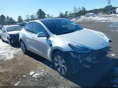 5YJYGDED7MF107510 2021 TESLA MODEL Y