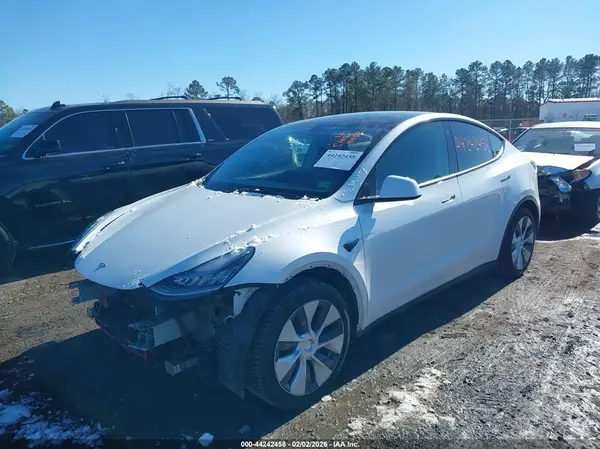 5YJYGDED7MF107510 2021 TESLA MODEL Y - Image 2