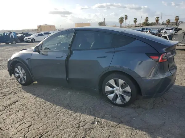 5YJYGDED7MF109418 2021 TESLA MODEL Y - Image 2