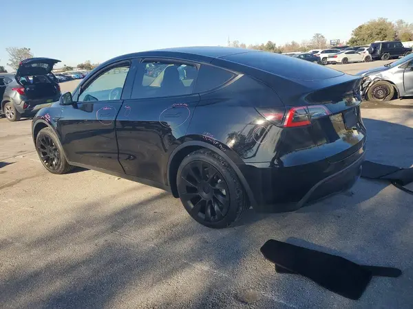 5YJYGDED7MF115171 2021 TESLA MODEL Y - Image 2