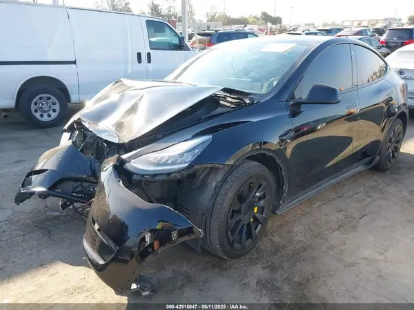 5YJYGDED7MF122895 2021 TESLA MODEL Y - Image 2