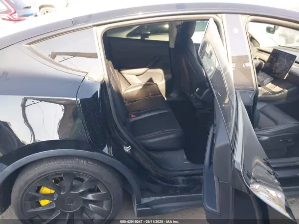 5YJYGDED7MF122895 2021 TESLA MODEL Y - Image 8