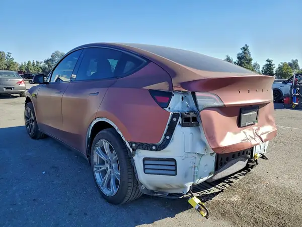 5YJYGDED8MF103496 2021 TESLA MODEL Y - Image 2