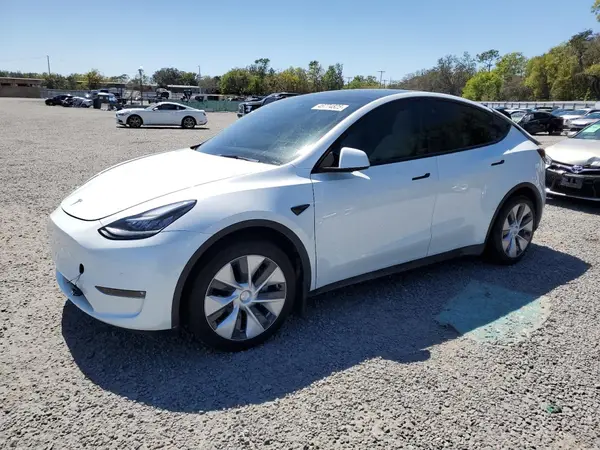 5YJYGDED8MF113011 2021 TESLA MODEL Y - Image 1