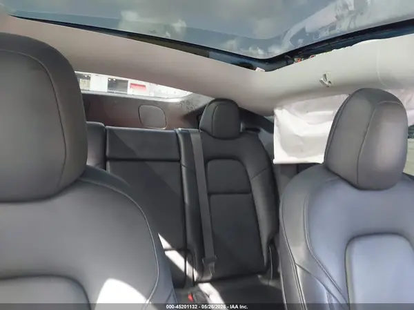 5YJYGDED8MF118242 2021 TESLA MODEL Y - Image 8
