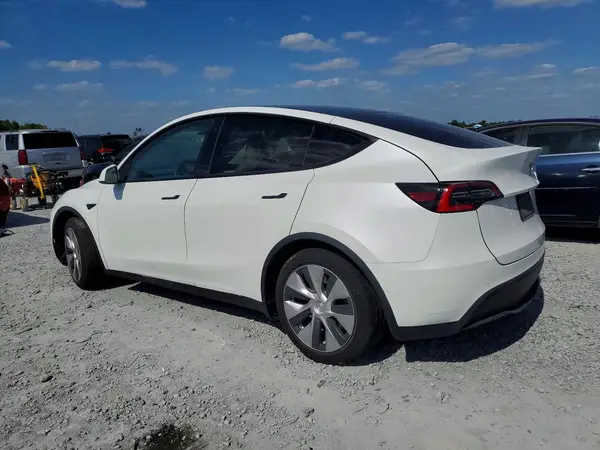 5YJYGDED9MF103409 2021 TESLA MODEL Y - Image 2