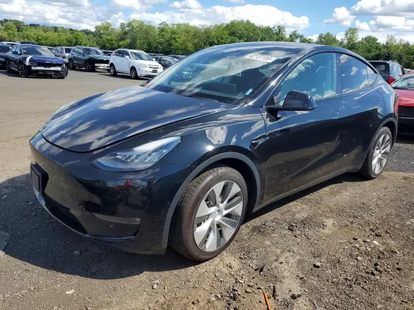 5YJYGDED9MF106066 2021 TESLA MODEL Y - Image 1