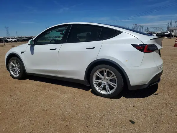 5YJYGDED9MF107024 2021 TESLA MODEL Y - Image 2