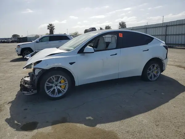 5YJYGDED9MF110473 2021 TESLA MODEL Y - Image 1