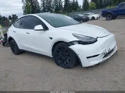 5YJYGDED9MF121828 2021 TESLA MODEL Y