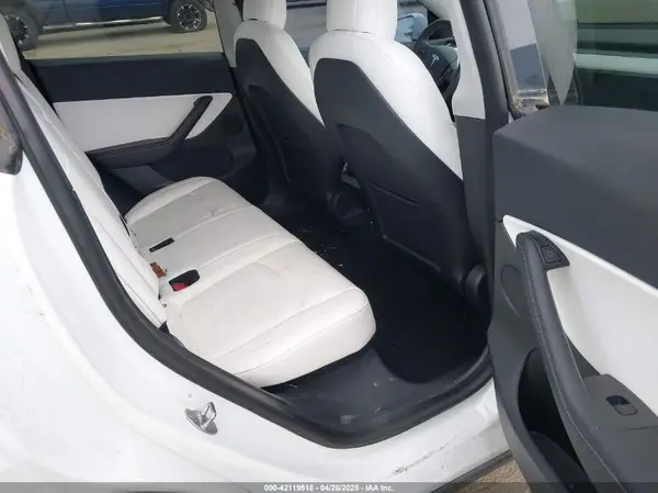 5YJYGDED9MF121828 2021 TESLA MODEL Y - Image 8