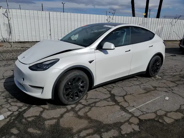 5YJYGDEDXMF112989 2021 TESLA MODEL Y - Image 1