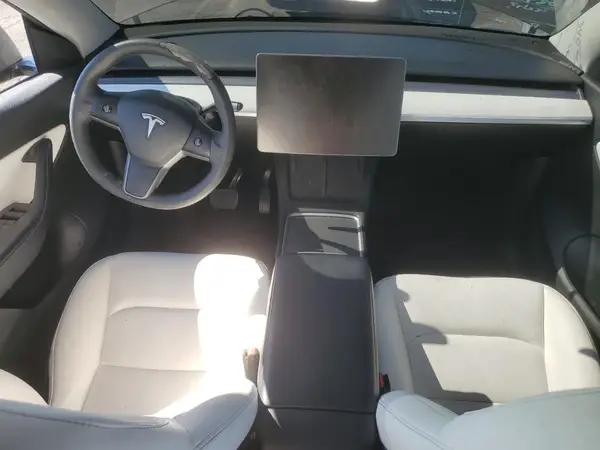 5YJYGDEDXMF123006 2021 TESLA MODEL Y - Image 8