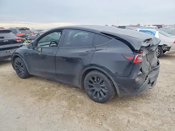 5YJYGDEDXMF126343 2021 TESLA MODEL Y - Image 2