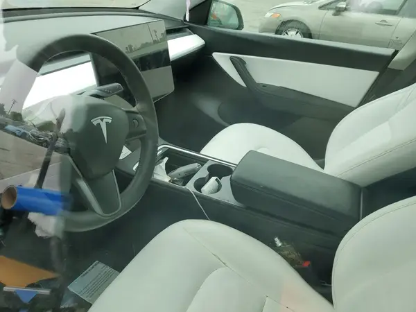 5YJYGDEDXMF163070 2021 TESLA MODEL Y - Image 8