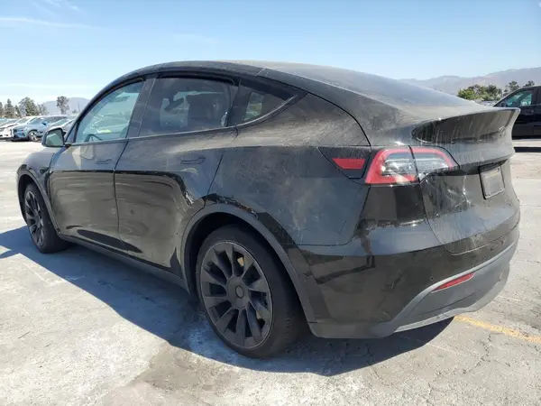5YJYGDEDXMF163277 2021 TESLA MODEL Y - Image 2