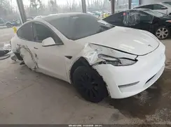 5YJYGDEE0LF008924 2020 TESLA MODEL Y