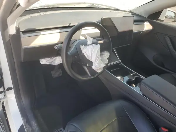5YJYGDEE0LF015663 2020 TESLA MODEL Y - Image 8