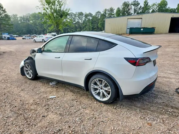 5YJYGDEE0LF019647 2020 TESLA MODEL Y - Image 2