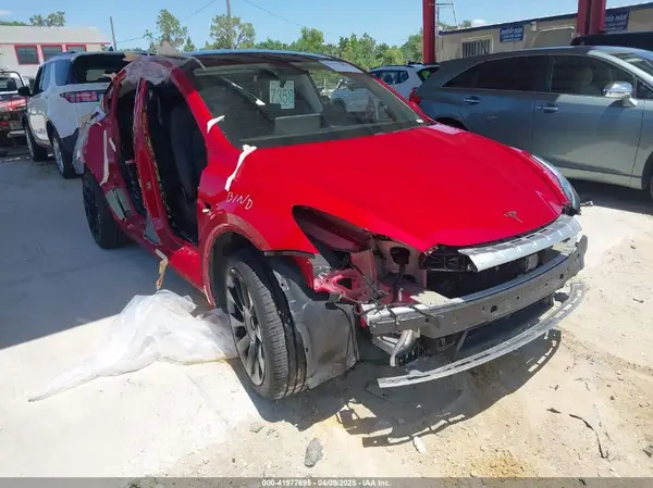 5YJYGDEE0LF029496 2020 TESLA MODEL Y - Image 1