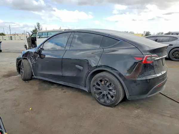 5YJYGDEE0LF040210 2020 TESLA MODEL Y - Image 2