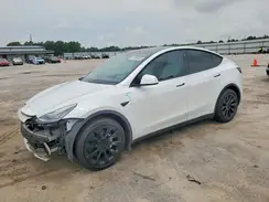 5YJYGDEE0LF042698 2020 TESLA MODEL Y