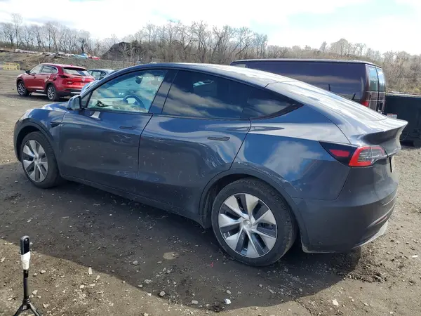 5YJYGDEE0LF050249 2020 TESLA MODEL Y - Image 2
